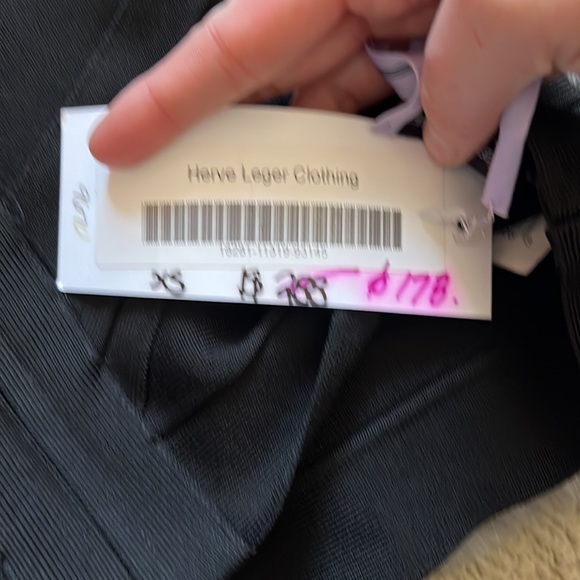 Herve Leger Lia Tank Top - Picture 4 of 6